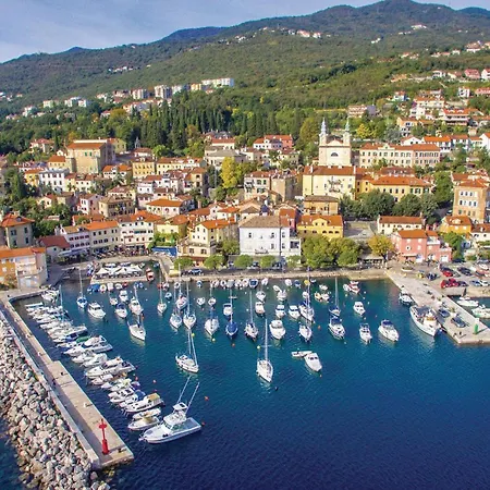 3 Bedroom Cozy In Opatija